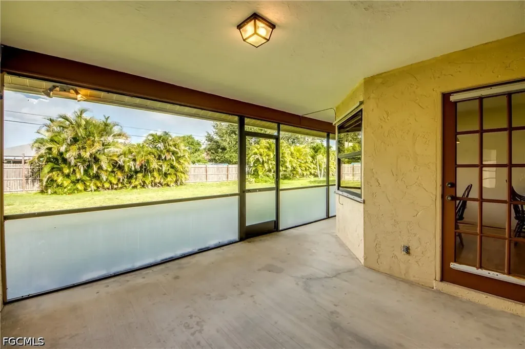 3810 SW 7th Avenue Cape Coral FL 33914