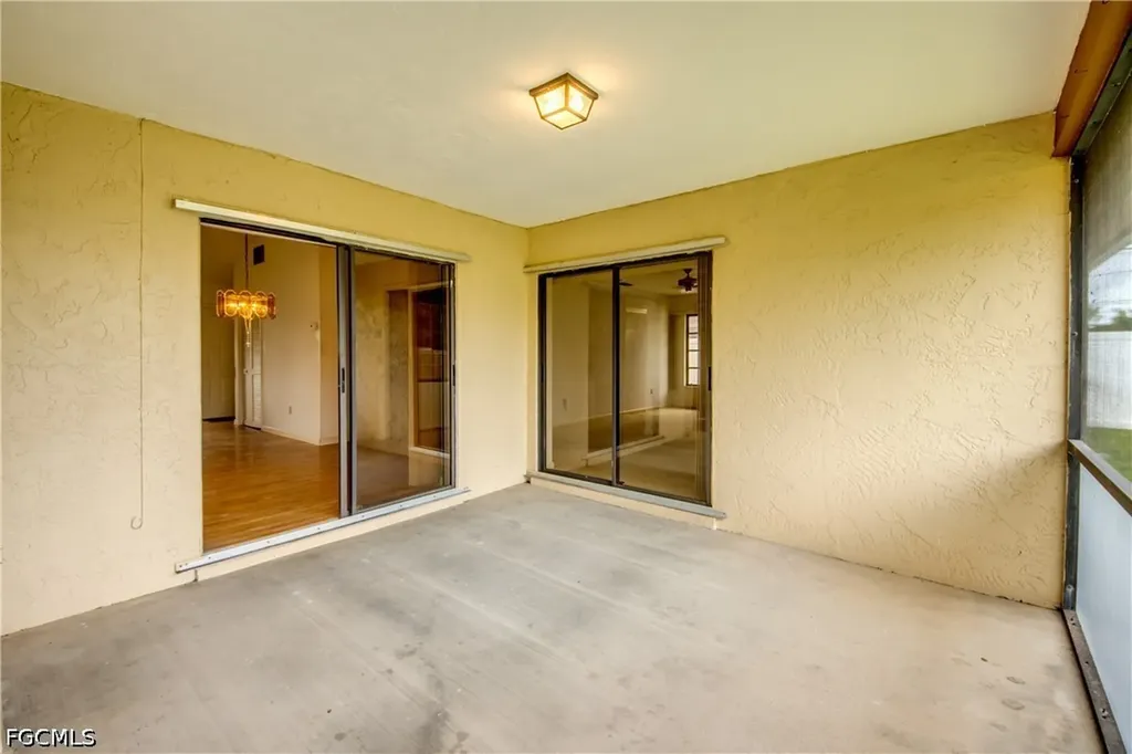 3810 SW 7th Avenue Cape Coral FL 33914