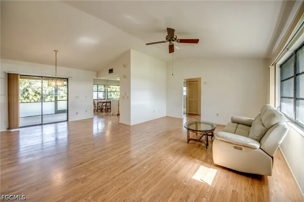 3810 SW 7th Avenue Cape Coral FL 33914