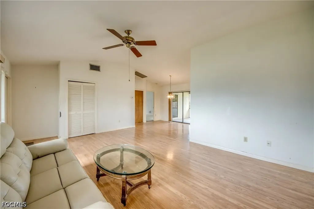 3810 SW 7th Avenue Cape Coral FL 33914