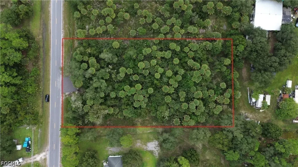 184 Hunting Club Avenue Clewiston FL 33440