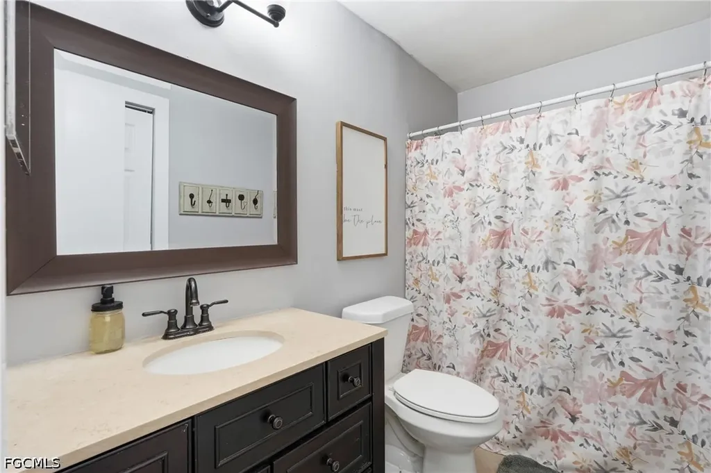 19368 Coraltree Court Lehigh Acres FL 33936