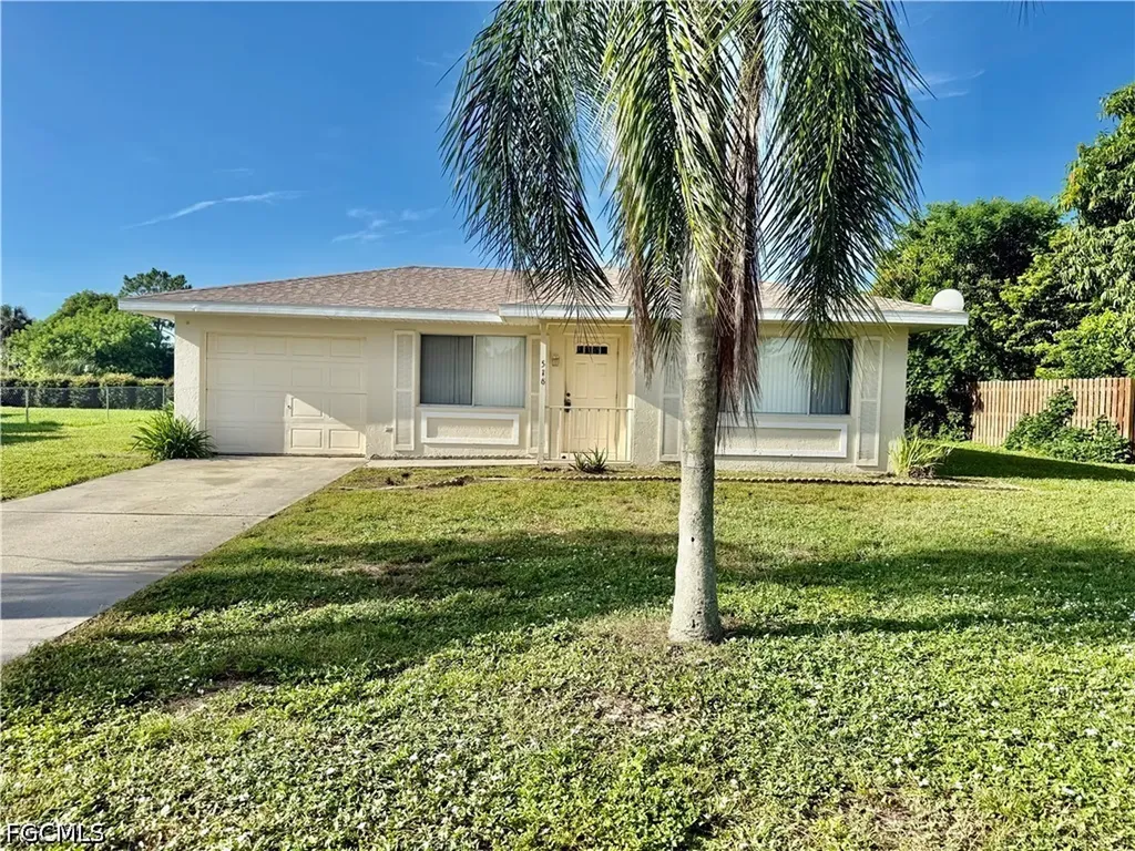 516 Parkside Street Lehigh Acres FL 33936