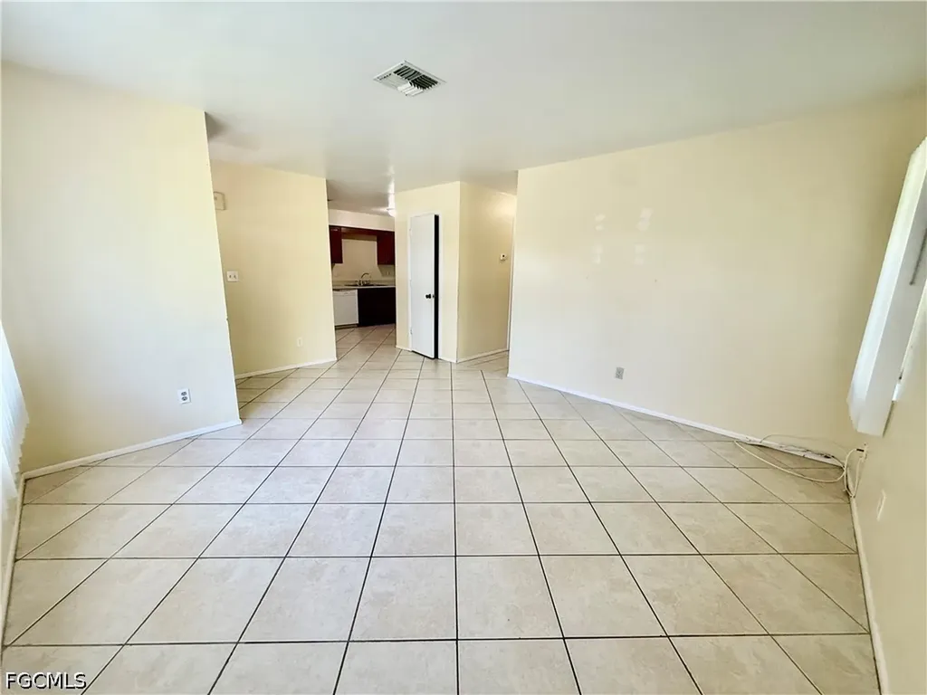 516 Parkside Street Lehigh Acres FL 33936