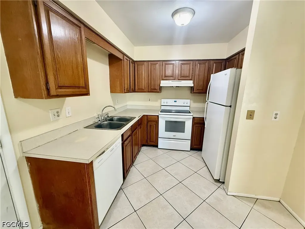 516 Parkside Street Lehigh Acres FL 33936