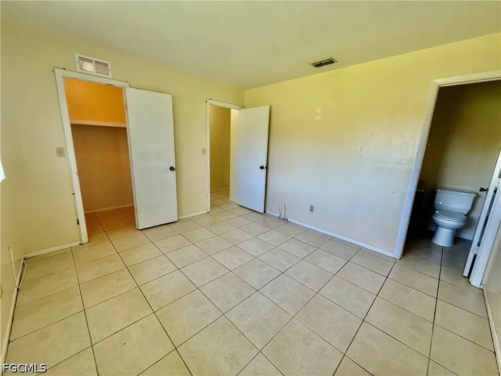516 Parkside Street Lehigh Acres FL 33936