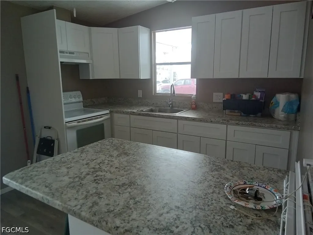 4999 Gulfgate Lane St. James City FL 33956