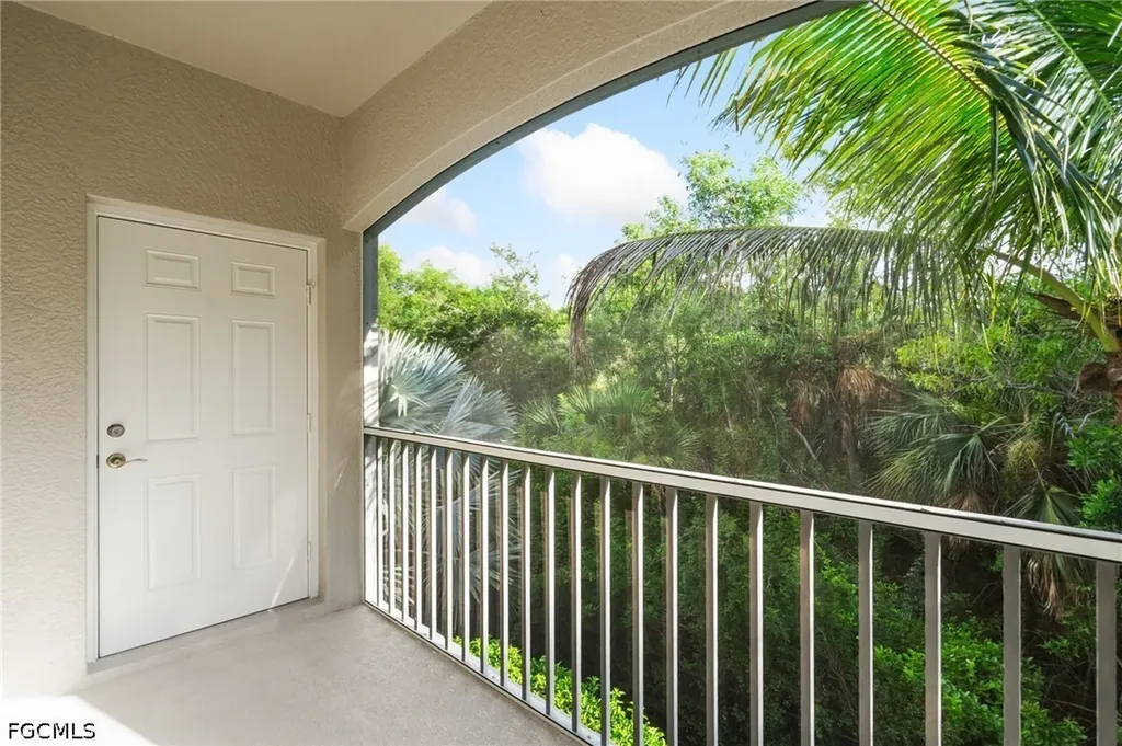 18261 Creekside Preserve Loop Fort Myers FL 33908