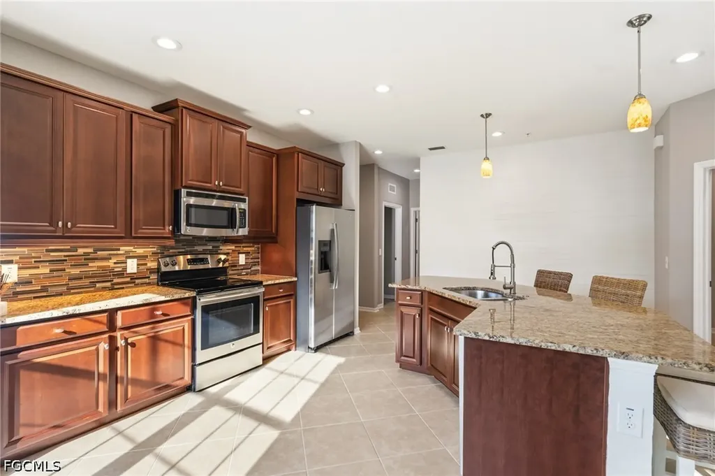 18261 Creekside Preserve Loop Fort Myers FL 33908