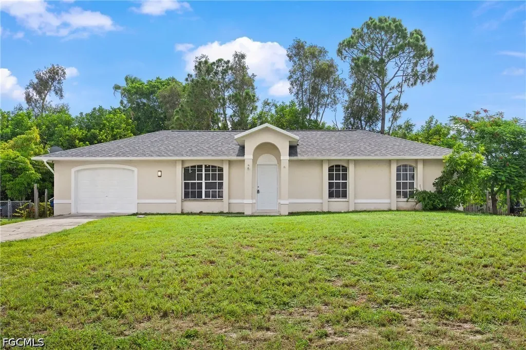 Fort Myers FL, 18500 Tampa Road