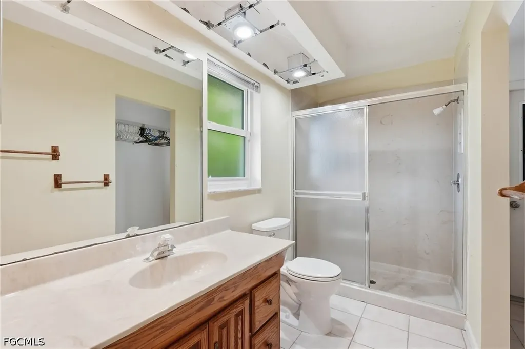 2604 E 6th Street Lehigh Acres FL 33936