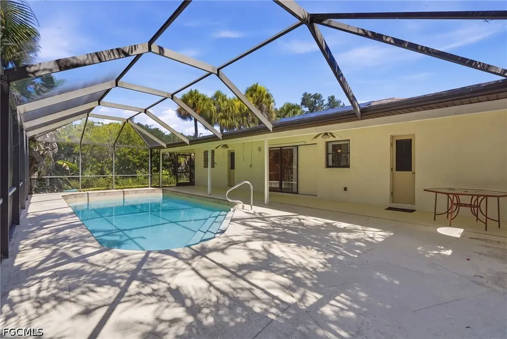 2604 E 6th Street Lehigh Acres FL 33936