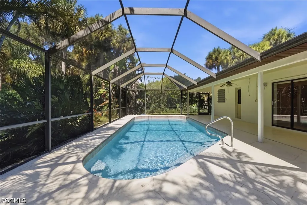 2604 E 6th Street Lehigh Acres FL 33936