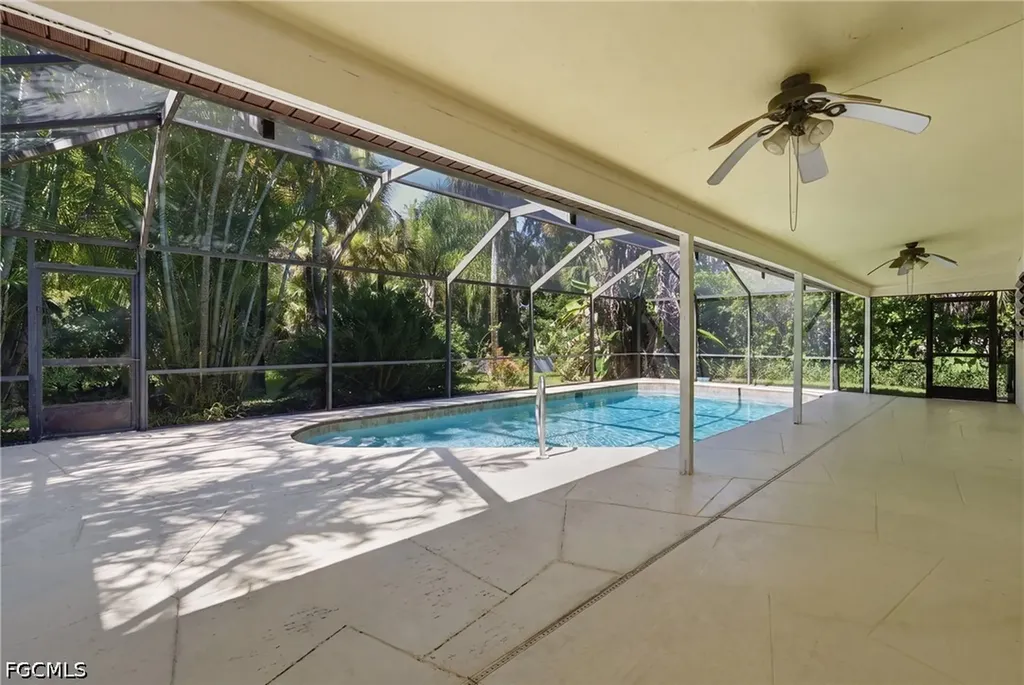 2604 E 6th Street Lehigh Acres FL 33936