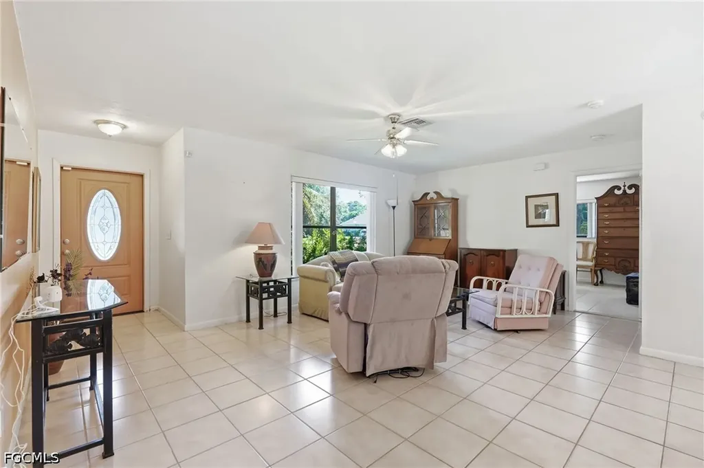 2604 E 6th Street Lehigh Acres FL 33936