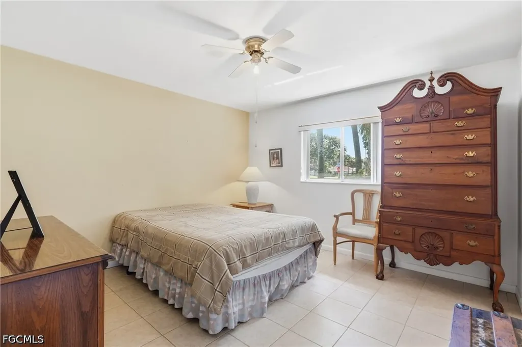 2604 E 6th Street Lehigh Acres FL 33936