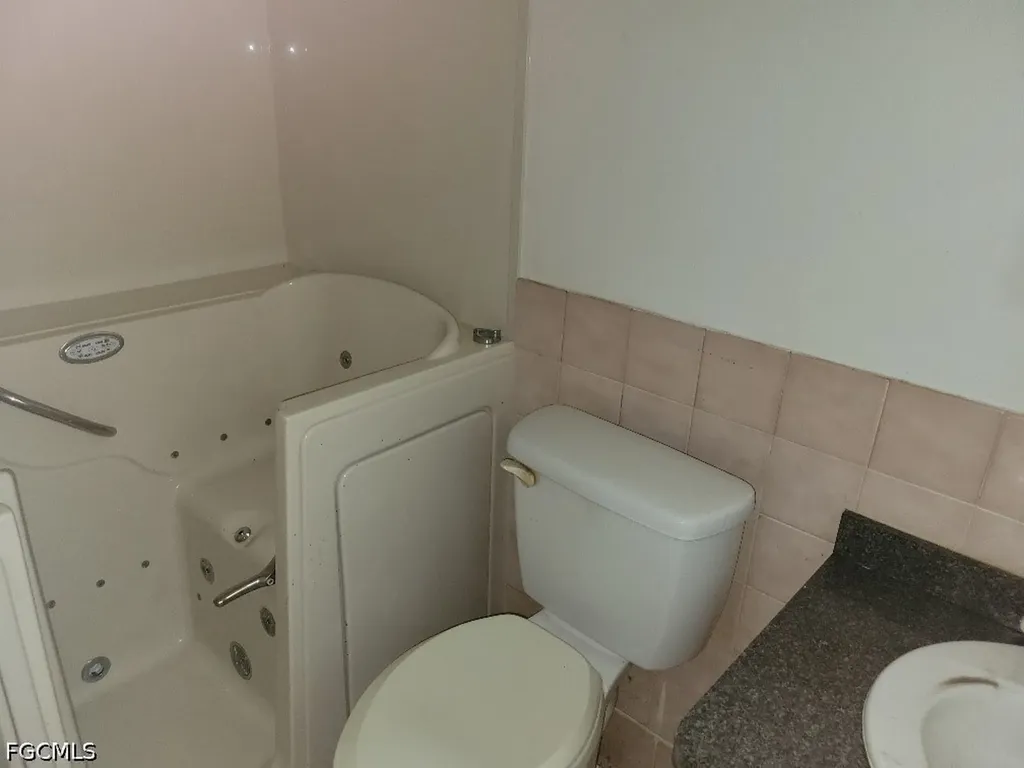 6683 E Tropicana Drive Fort Myers FL 33919