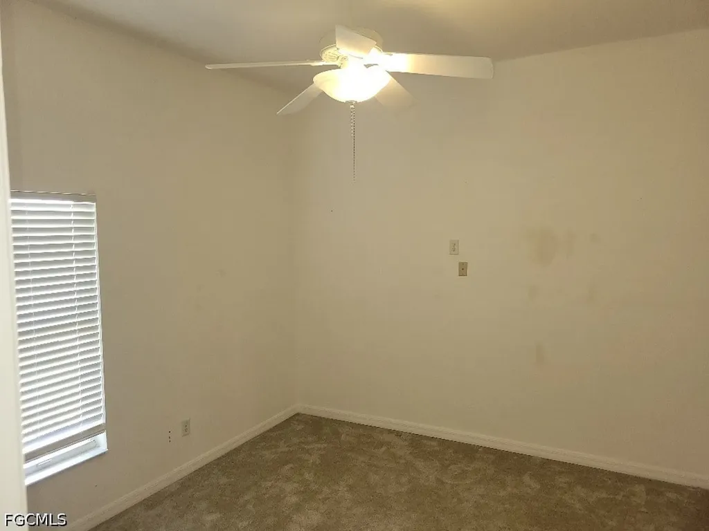 501 SW 9th Street Cape Coral FL 33991