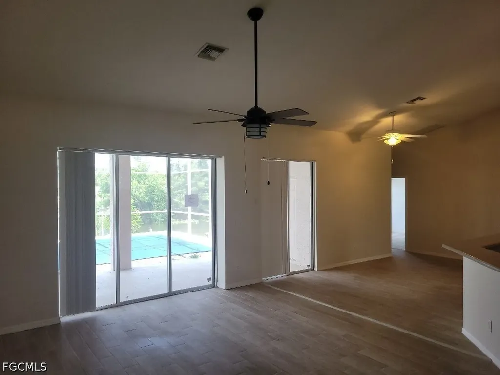 501 SW 9th Street Cape Coral FL 33991