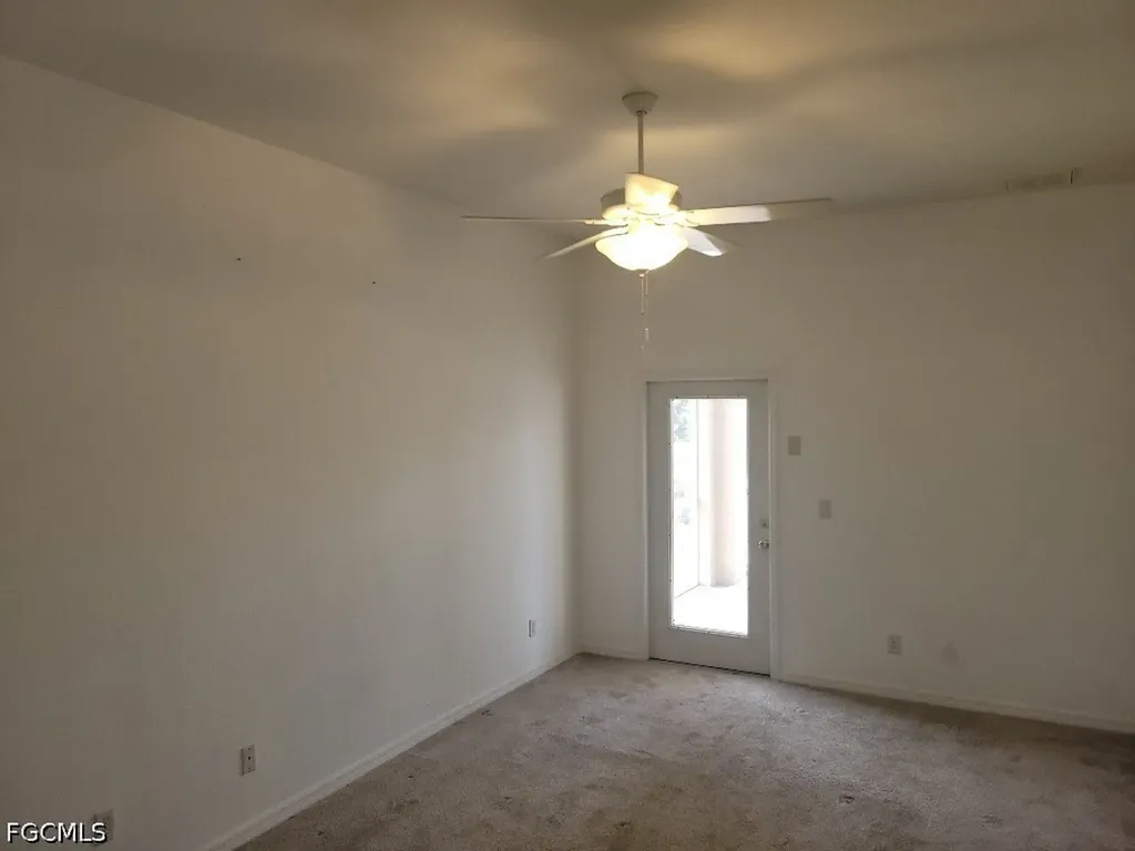 501 SW 9th Street Cape Coral FL 33991
