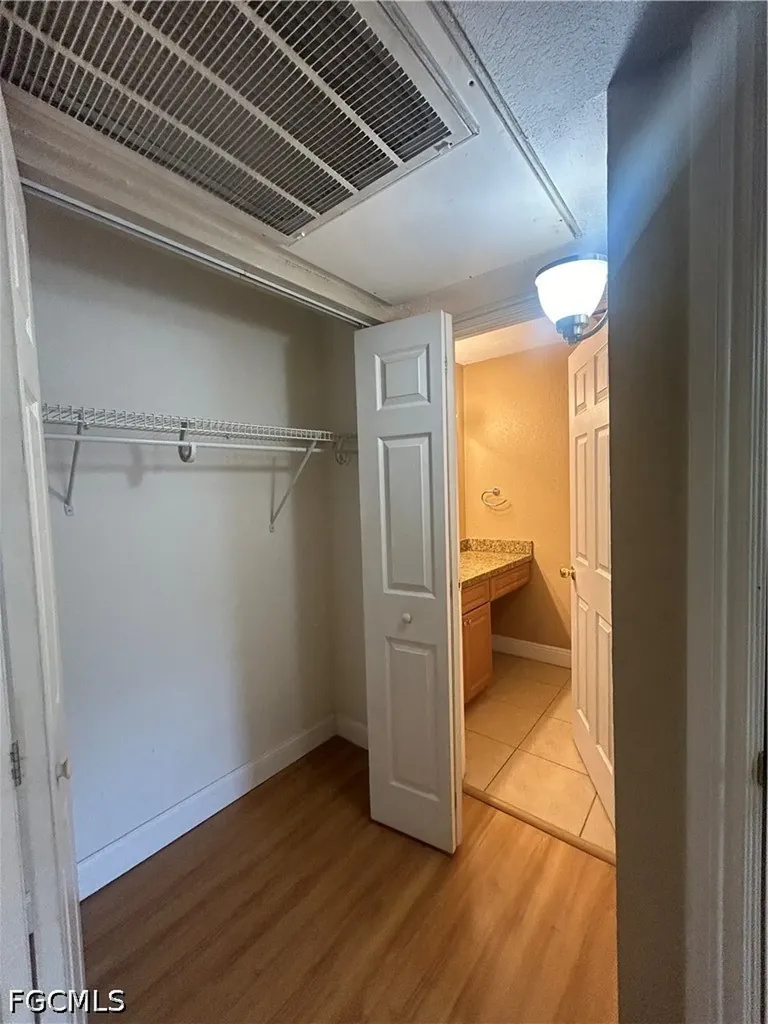 2835 Winkler Avenue Fort Myers FL 33916