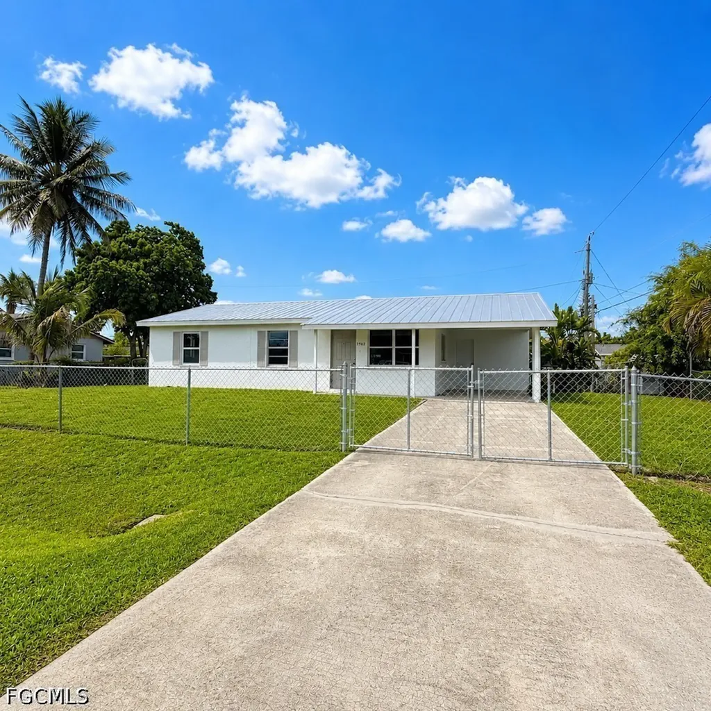 3982 Wheaton Court Fort Myers FL 33905