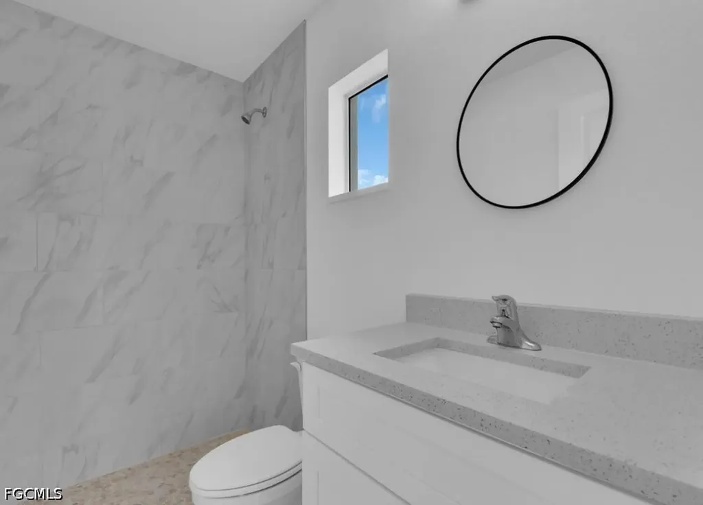 918 NE 12th Street Cape Coral FL 33909