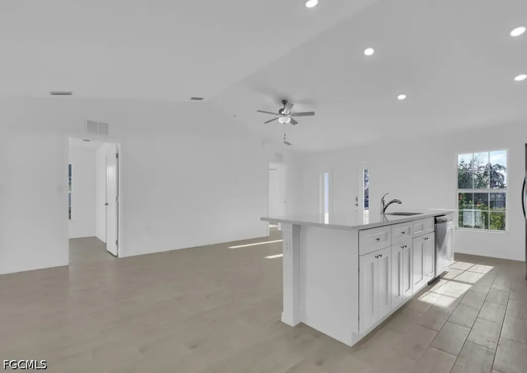 918 NE 12th Street Cape Coral FL 33909