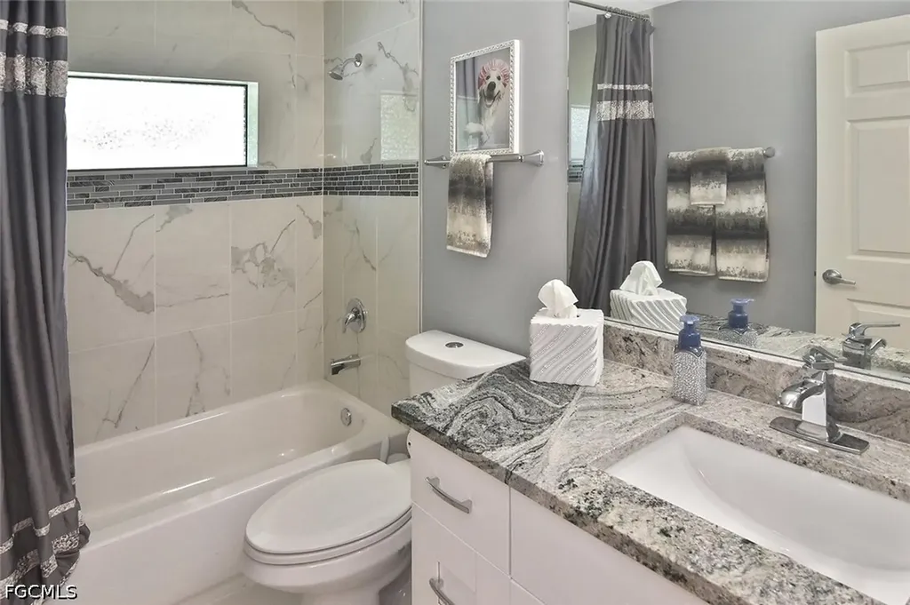 2893 N Vizza Lane North Port FL 34286