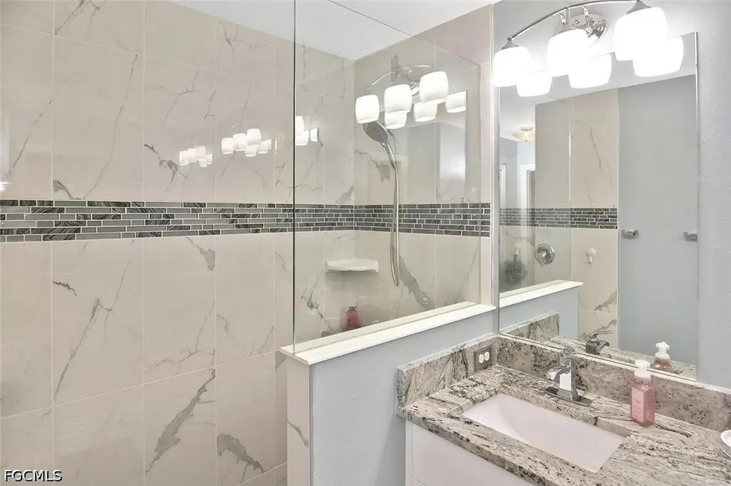2893 N Vizza Lane North Port FL 34286