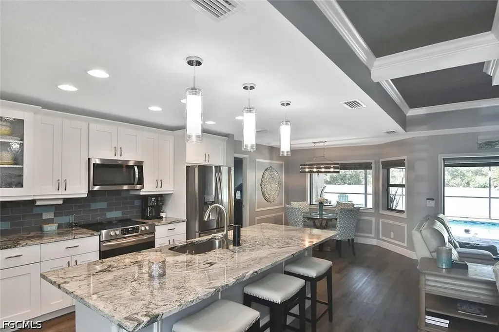 2893 N Vizza Lane North Port FL 34286