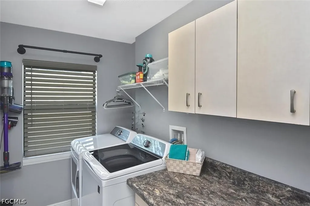 2893 N Vizza Lane North Port FL 34286