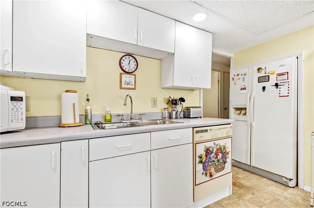 203 Harvest Lane North Fort Myers FL 33917