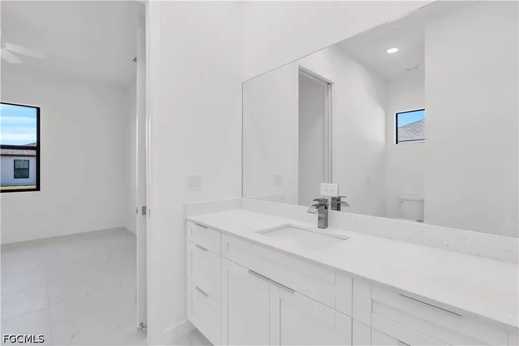 1021 Chiquita Boulevard N Cape Coral FL 33993