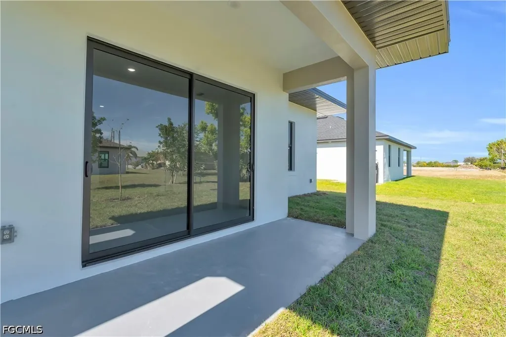 1021 Chiquita Boulevard N Cape Coral FL 33993