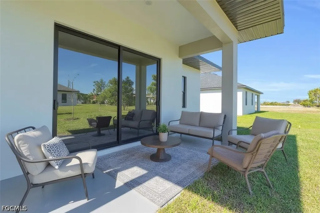 1021 Chiquita Boulevard N Cape Coral FL 33993