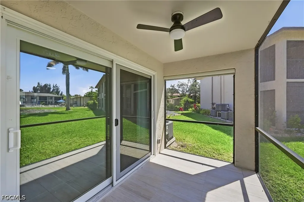 16881 Davis Road Fort Myers FL 33908