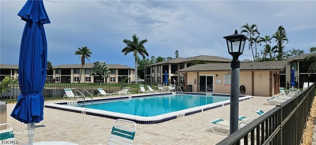 16881 Davis Road Fort Myers FL 33908