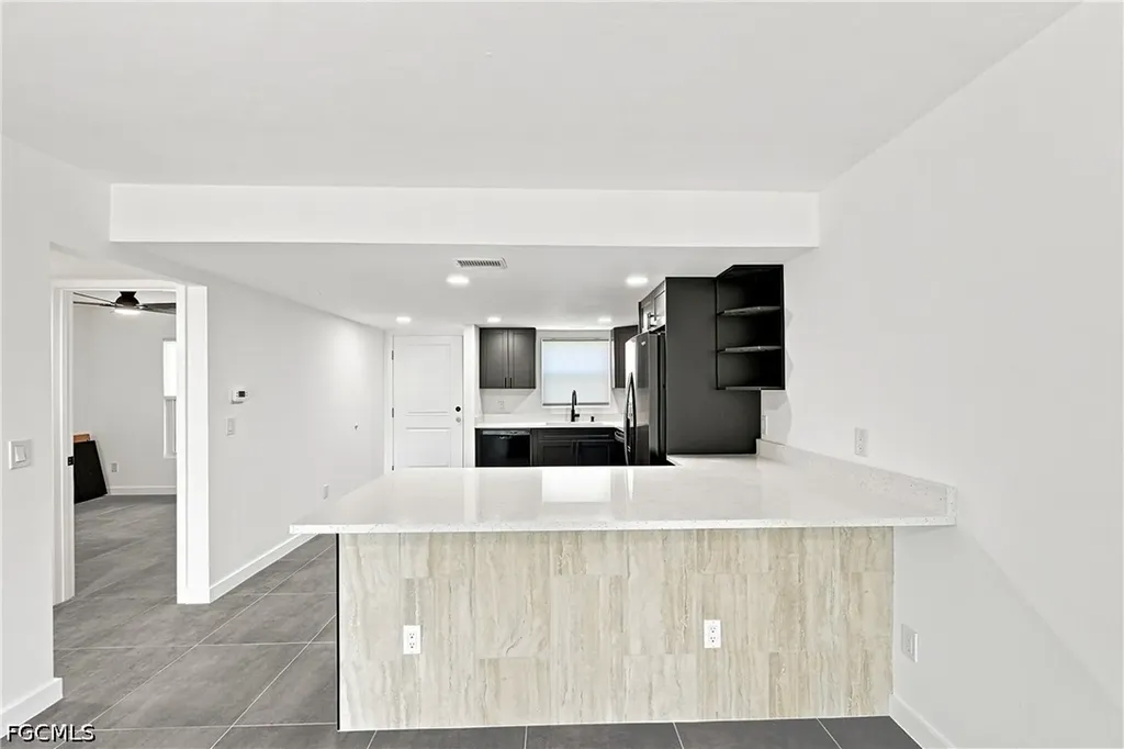 16881 Davis Road Fort Myers FL 33908
