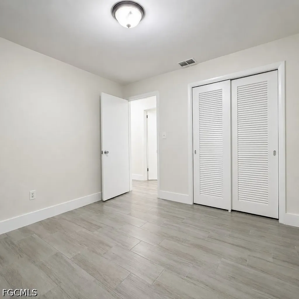 800 Willow Drive Lehigh Acres FL 33936