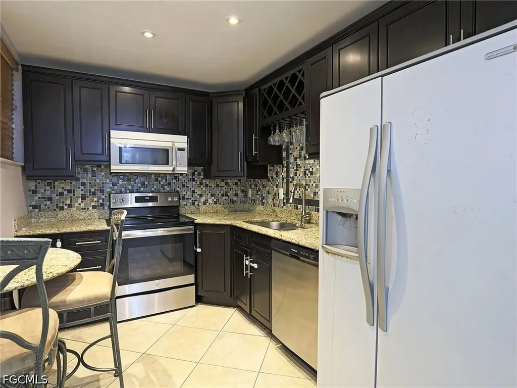 4191 Bellasol Circle Fort Myers FL 33916