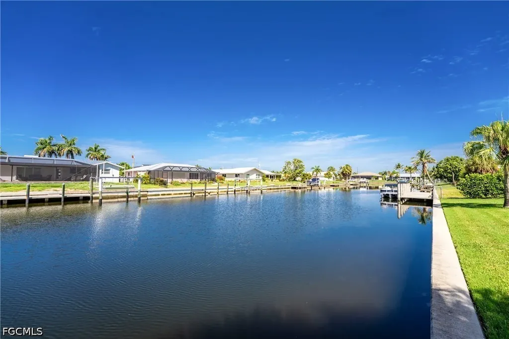 321 Capri Isle Court Punta Gorda FL 33950