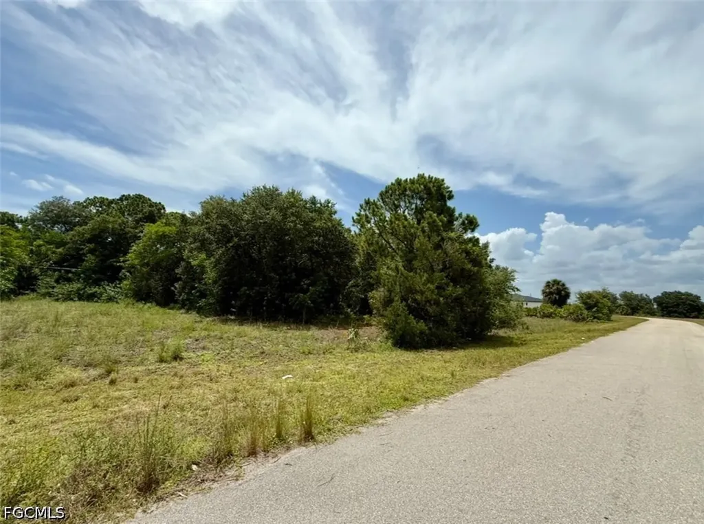 1905 Coy Avenue N Lehigh Acres FL 33971