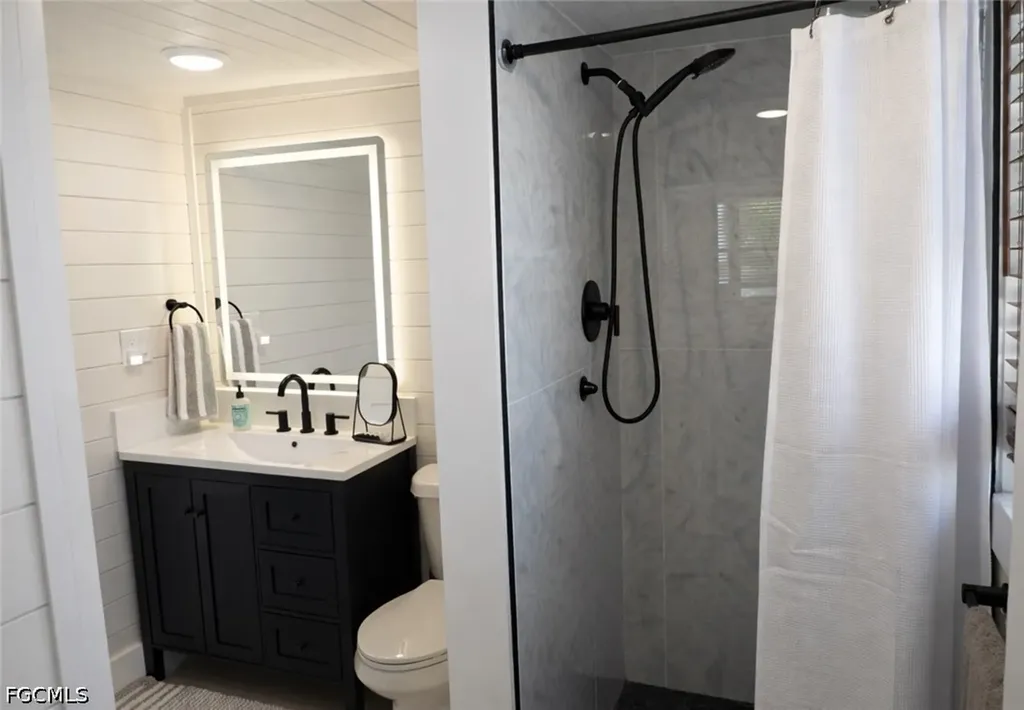 16191 Porto Bello Street Bokeelia FL 33922
