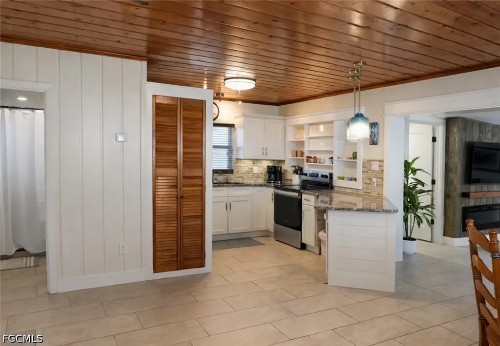 16191 Porto Bello Street Bokeelia FL 33922
