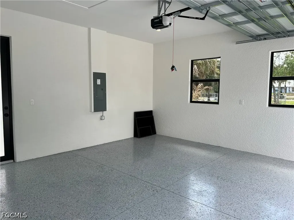 2657 2nd Avenue SE Naples FL 34117
