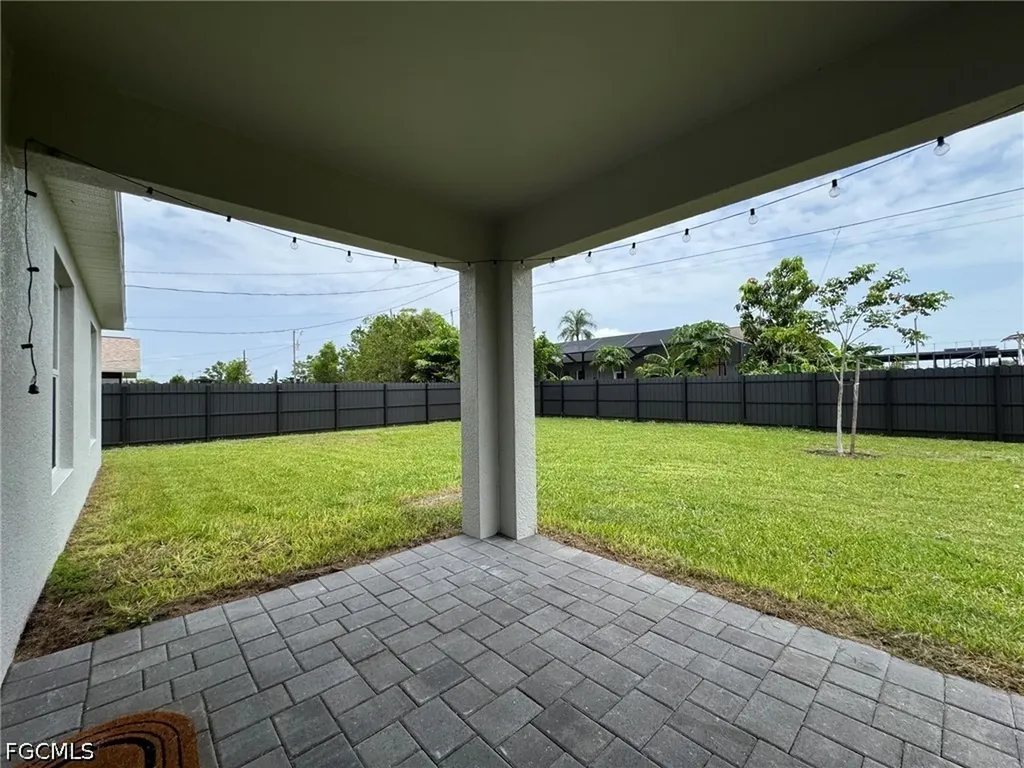 330 SW 23rd Terrace Cape Coral FL 33991