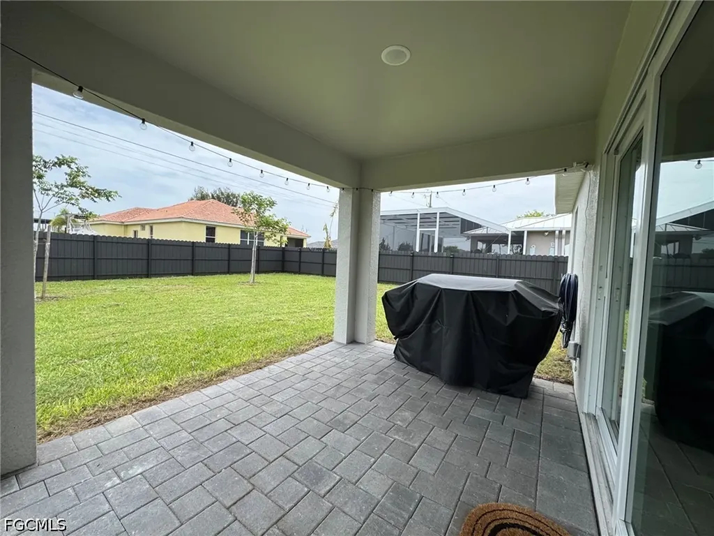 330 SW 23rd Terrace Cape Coral FL 33991