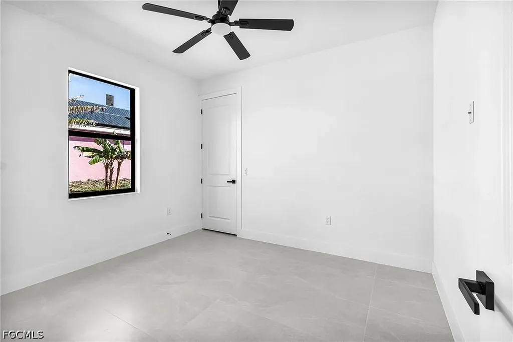 2200 NE 15th Avenue Cape Coral FL 33909