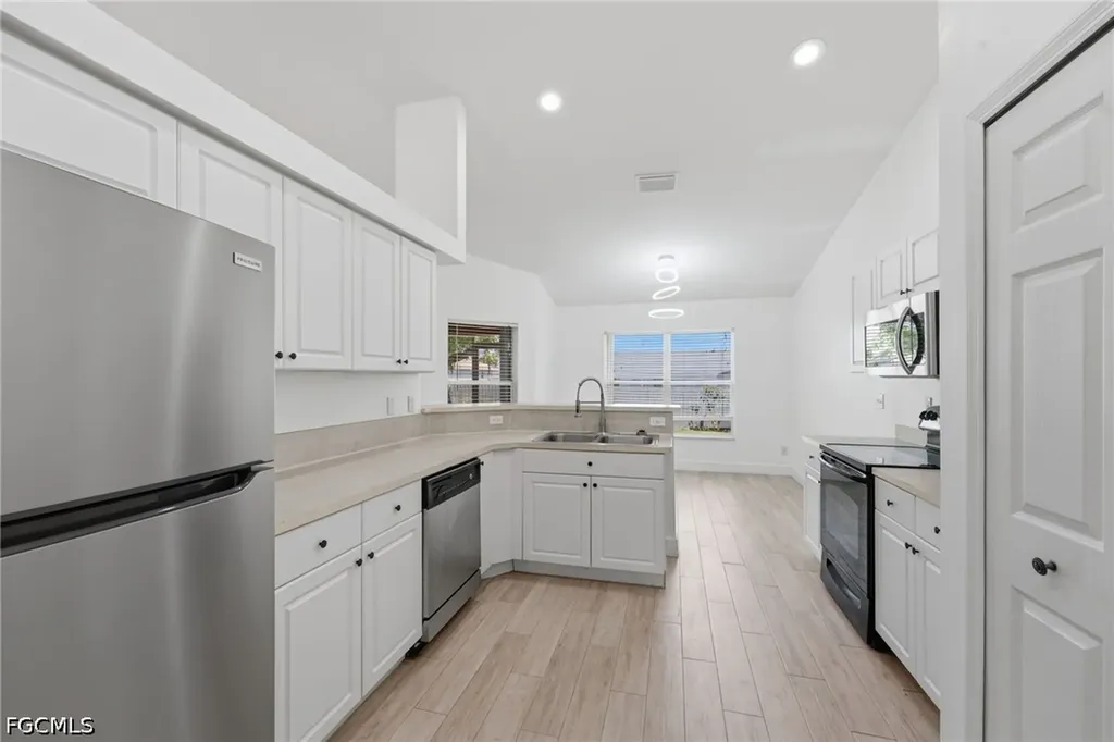 1309 SW 29th Street Cape Coral FL 33914
